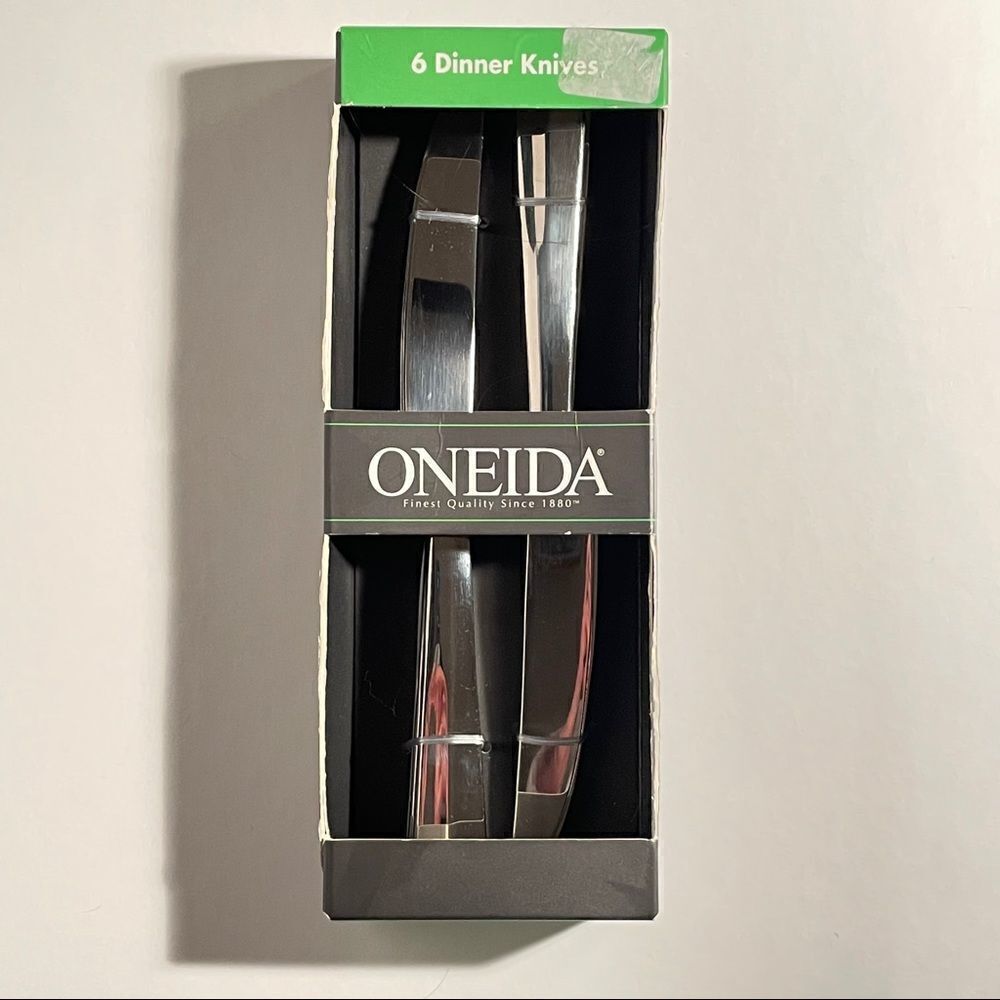 New in Box Oneida 6 Stainless Steel Knife Set